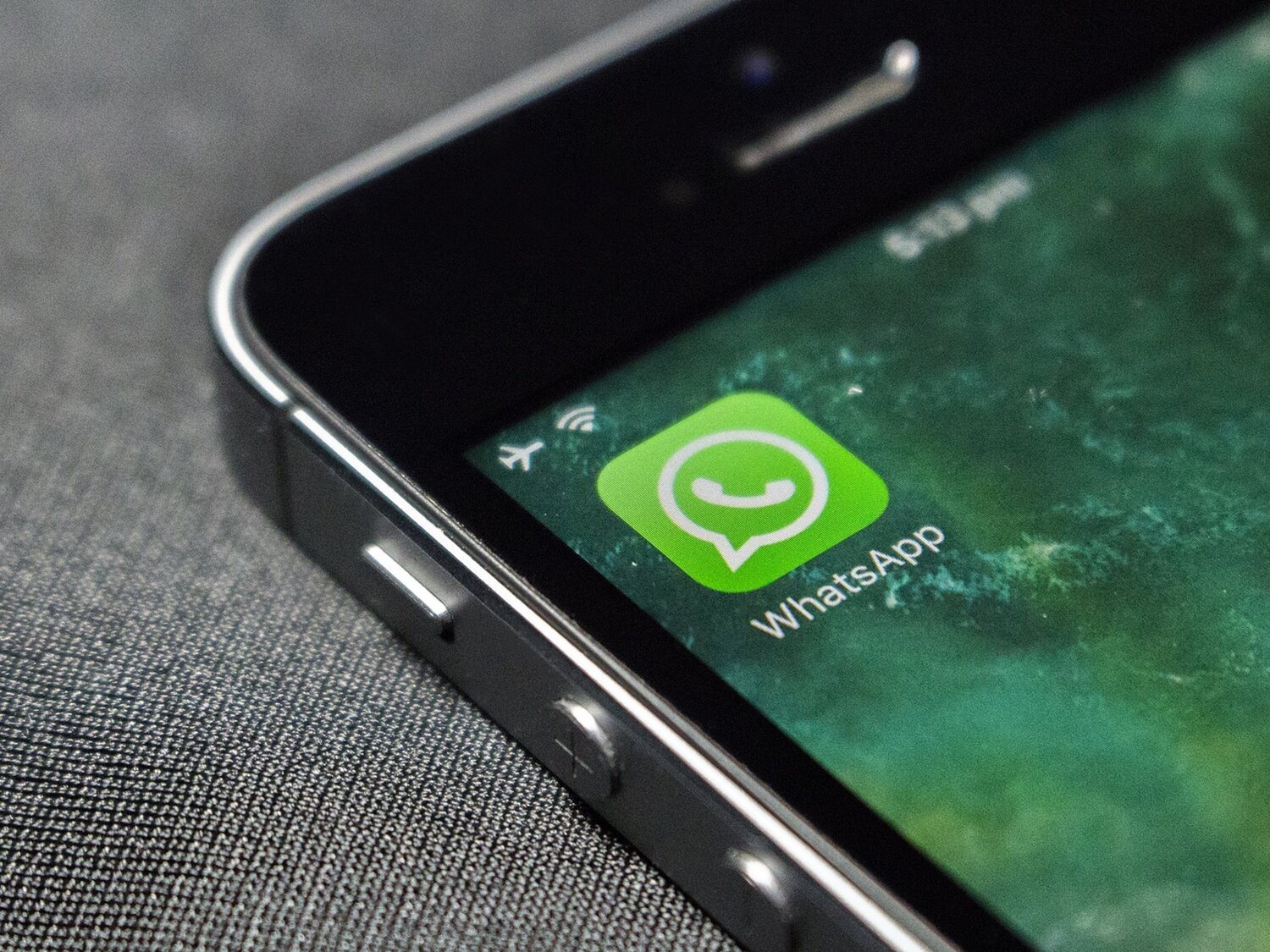 La Policía Nacional alerta: así debes reaccionar si recibes este WhatsApp para evitar ser víctima de una estafa