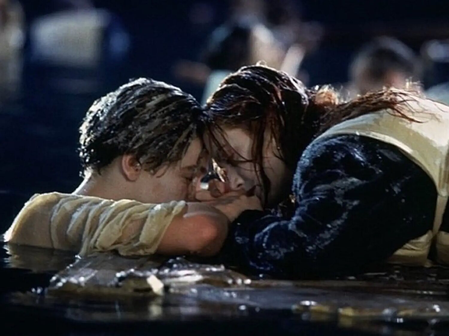 'Titanic': James Cameron encarga un estudio científico para comprobar si Jack cabía en la tabla