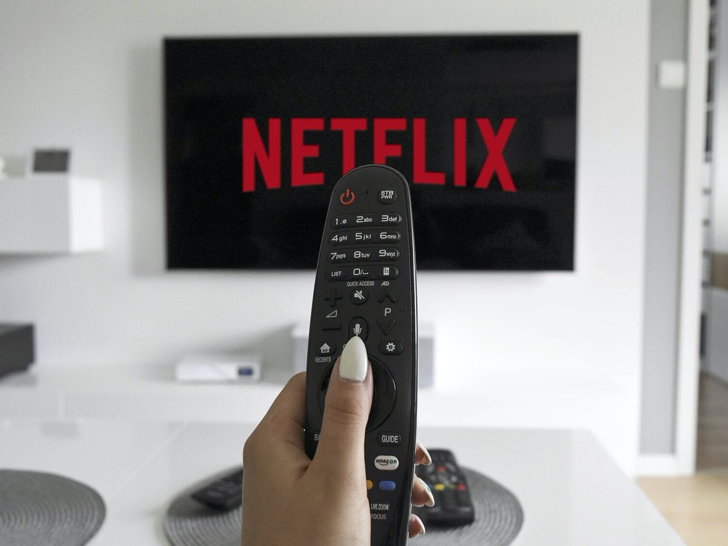 Fin a compartir la contraseña de Netflix gratis: lo que tendrás que pagar a partir de ahora