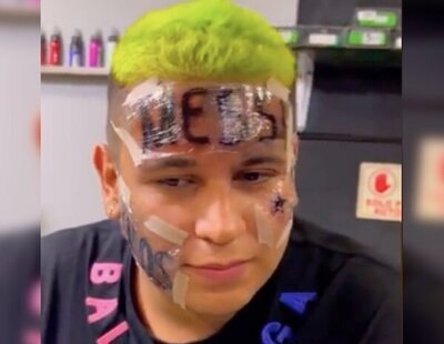 Se tatúa "Messi D10S" en la cara y se arrepiente en tres semanas: "No soy un ejemplo para la sociedad"