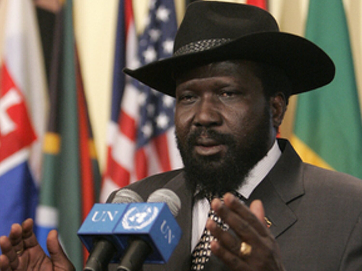 Detenidos seis periodistas en Sudán del Sur por difundir un vídeo del presidente orinándose encima
