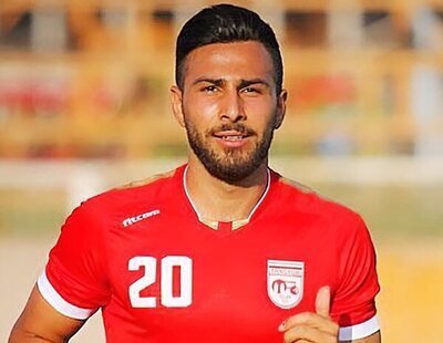 El futbolista iraní Amir Nasr-Azadani ha sido condenado a 26 años de cárcel por participar en las protestas