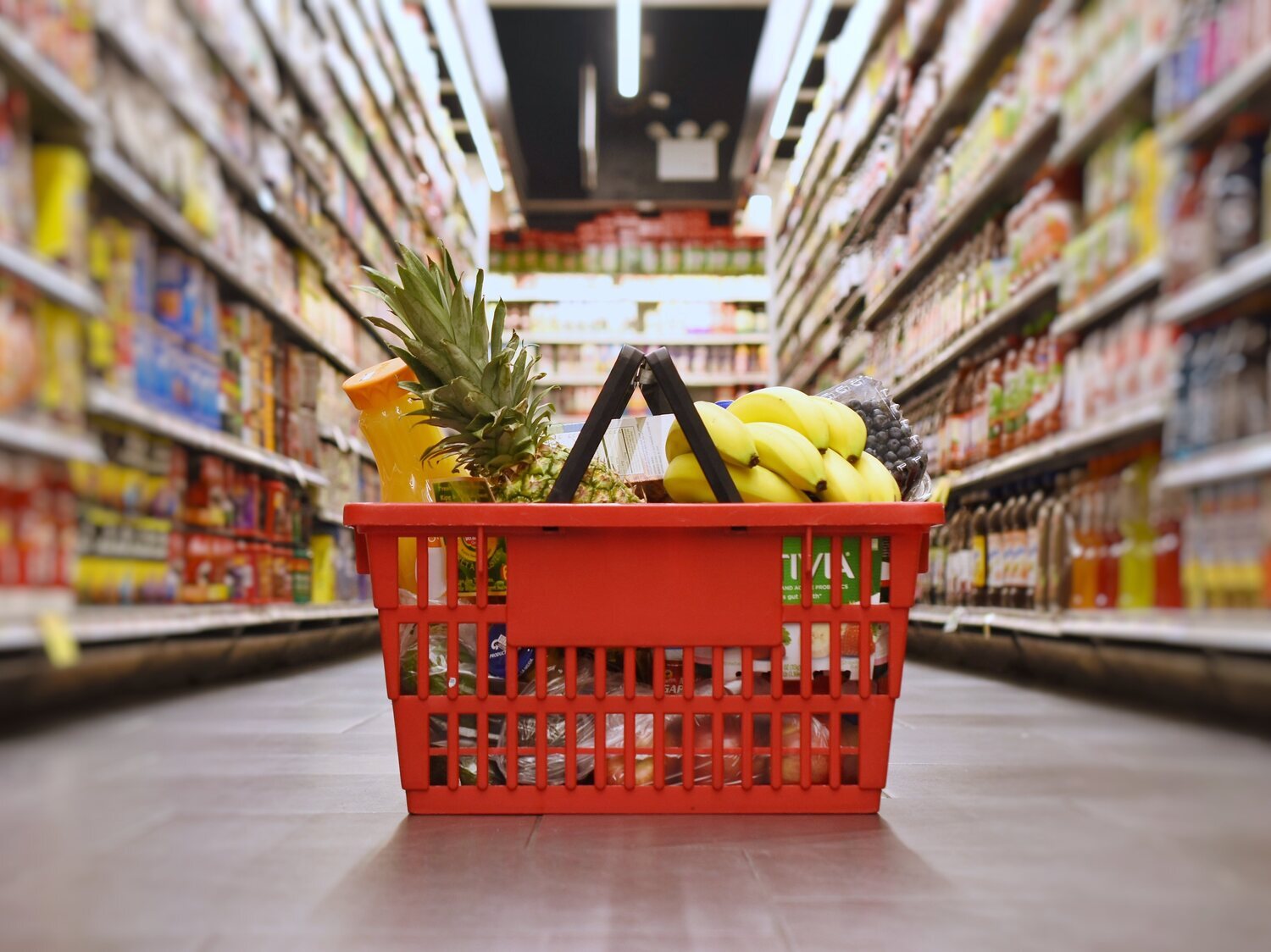 Los supermercados que han fallado al aplicar la bajada del IVA, según la OCU