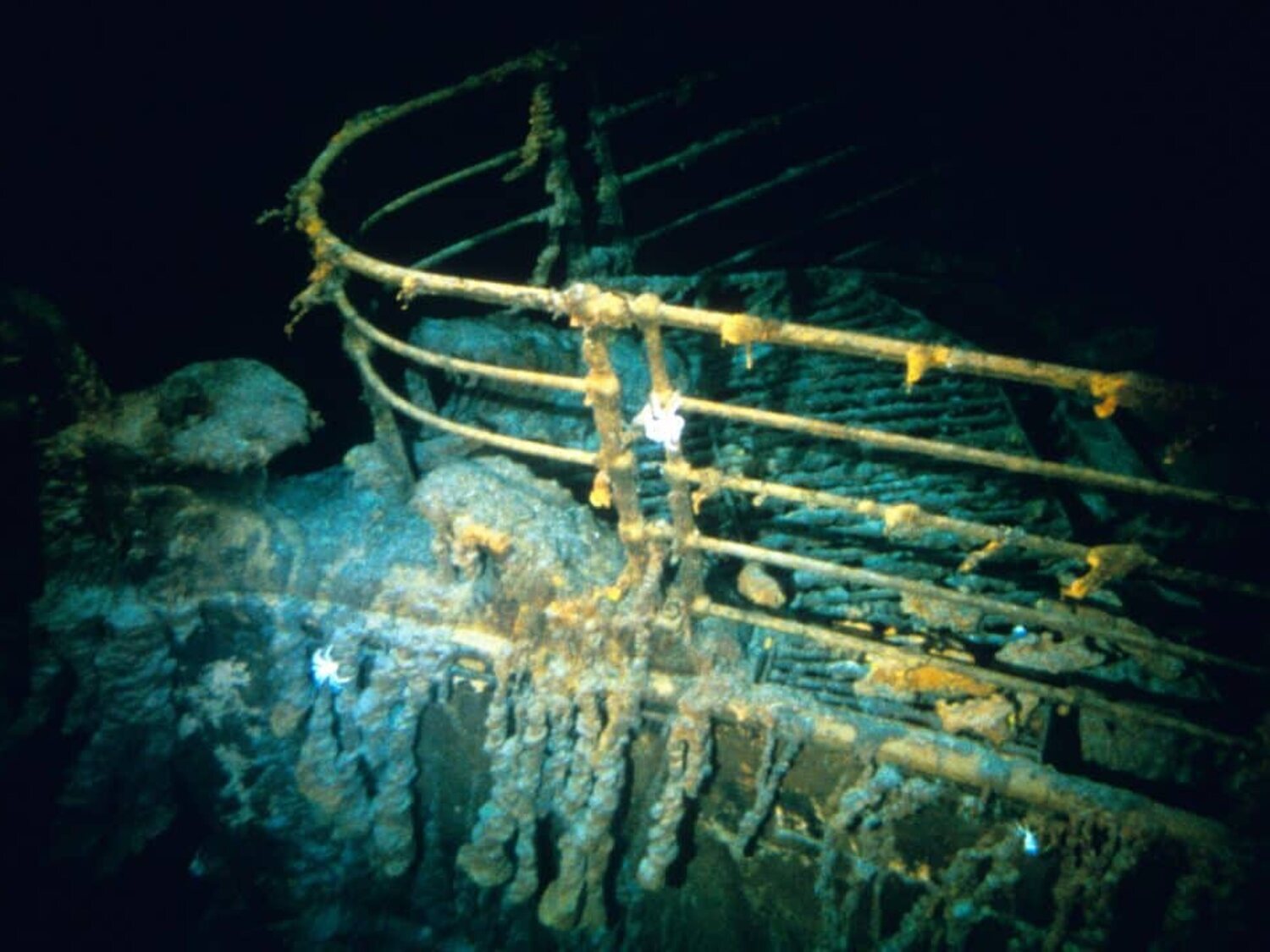 Un vídeo inédito revela las imágenes de la primera inmersión que mostró los restos del Titanic
