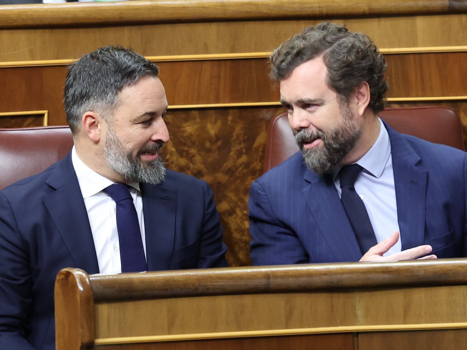 VOX donó dos millones de euros a la fundación que preside Santiago Abascal sin notificar a sus afiliados