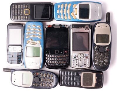 10 teléfonos móviles antiguos que puedes vender por miles de euros en la actualidad