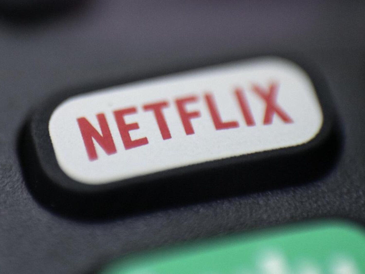 Netflix se asusta ante la caída de suscriptores y ya ha empezado a bajar su precio