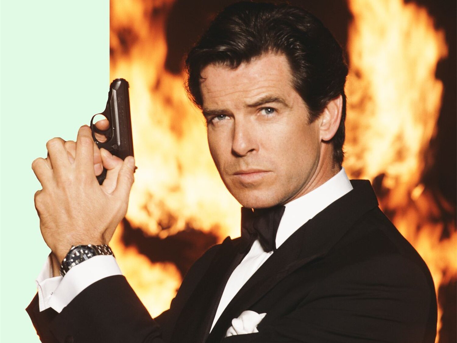 Reescriben las novelas de James Bond para eliminar los términos racistas