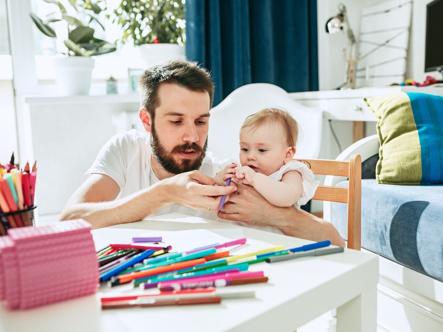 El Gobierno aprueba la Ley de Familias: estos son los nuevos términos, permisos y ayudas disponibles