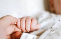 España registra más de 2.500 bebés nacidos por gestación subrogada a pesar de su prohibición