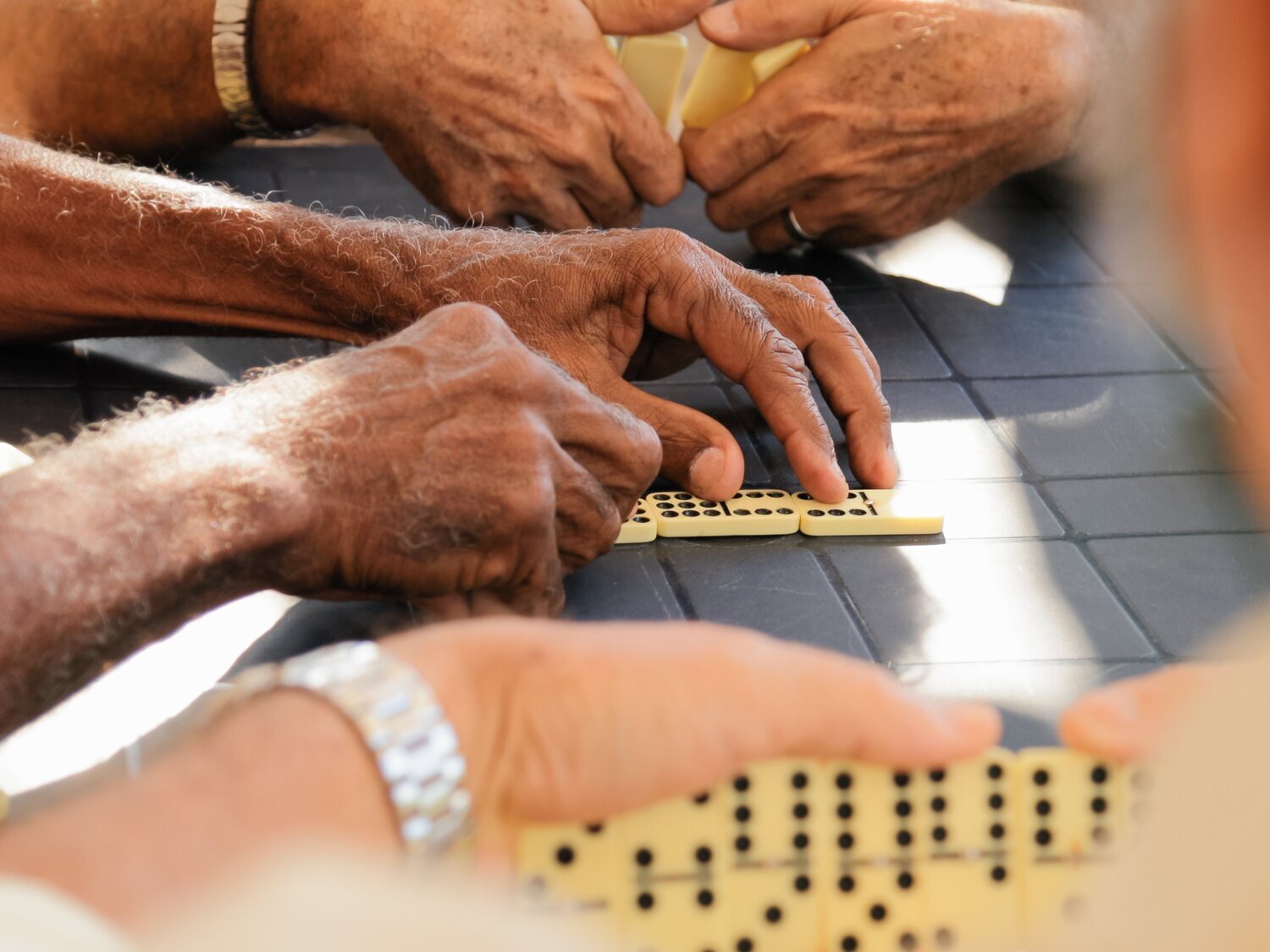 Los dos tipos de pensiones con los que estarás exento de hacer la Declaración de la Renta