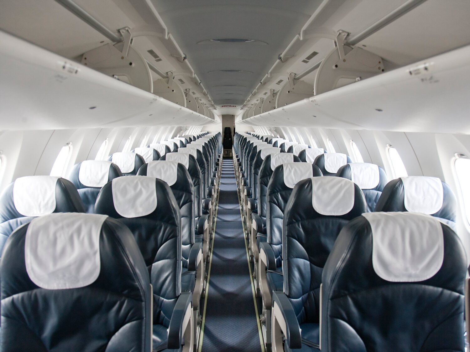 Las filas y los asientos más seguros del avión