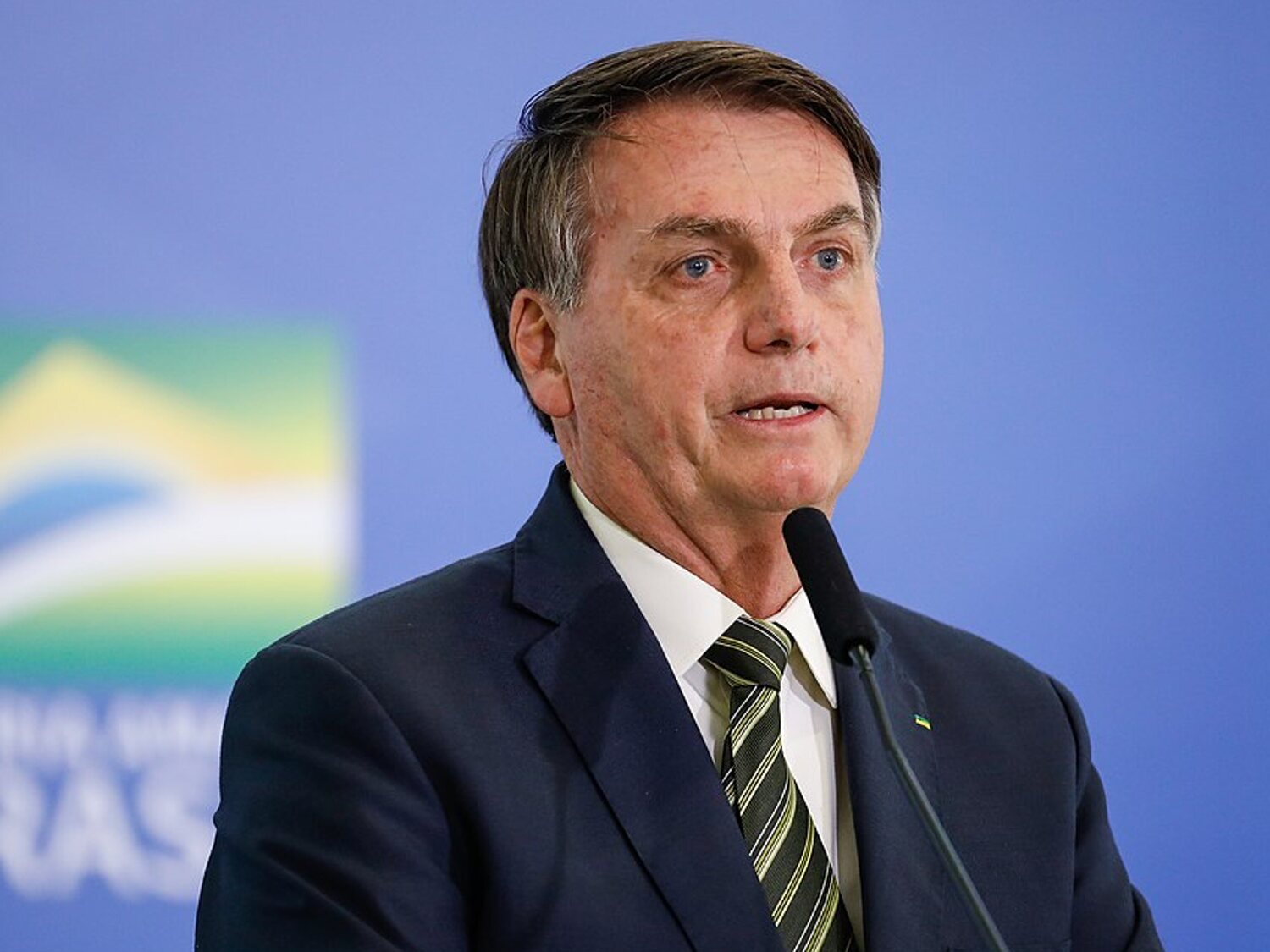Bolsonaro alega que publicó los vídeos que defendían el fraude electoral por error y bajo los efectos de medicamentos