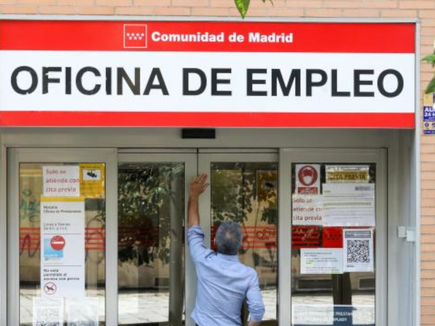 El SEPE publica más de 10.000 nuevas ofertas de trabajo: contrato fijo y sueldo de hasta 54.000 euros