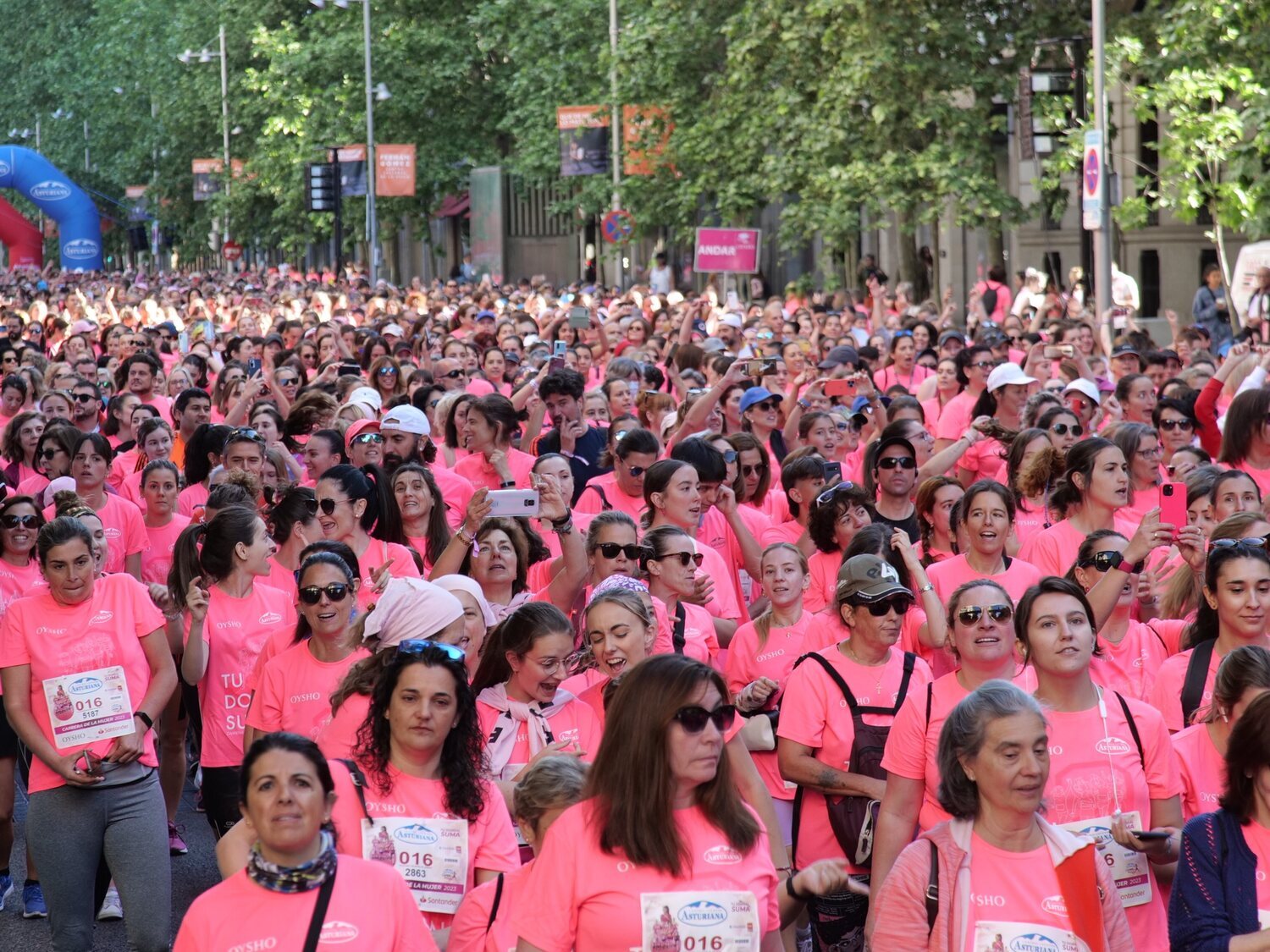 Los premios de la Carrera de la Mujer en Madrid: un robot de cocina y una aspiradora