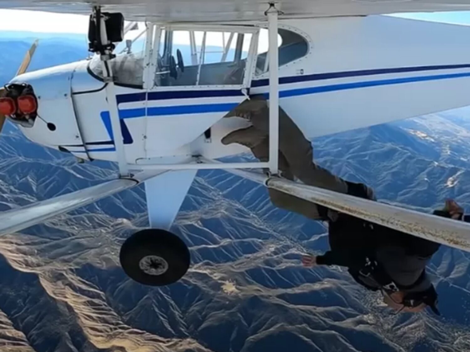 El youtuber que estrelló una avioneta para ganar visitas se enfrenta a 20 años de cárcel