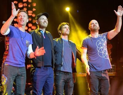 Se gasta 900 euros en entradas para ver a Coldplay en Barcelona y le toca estar en mesa electoral