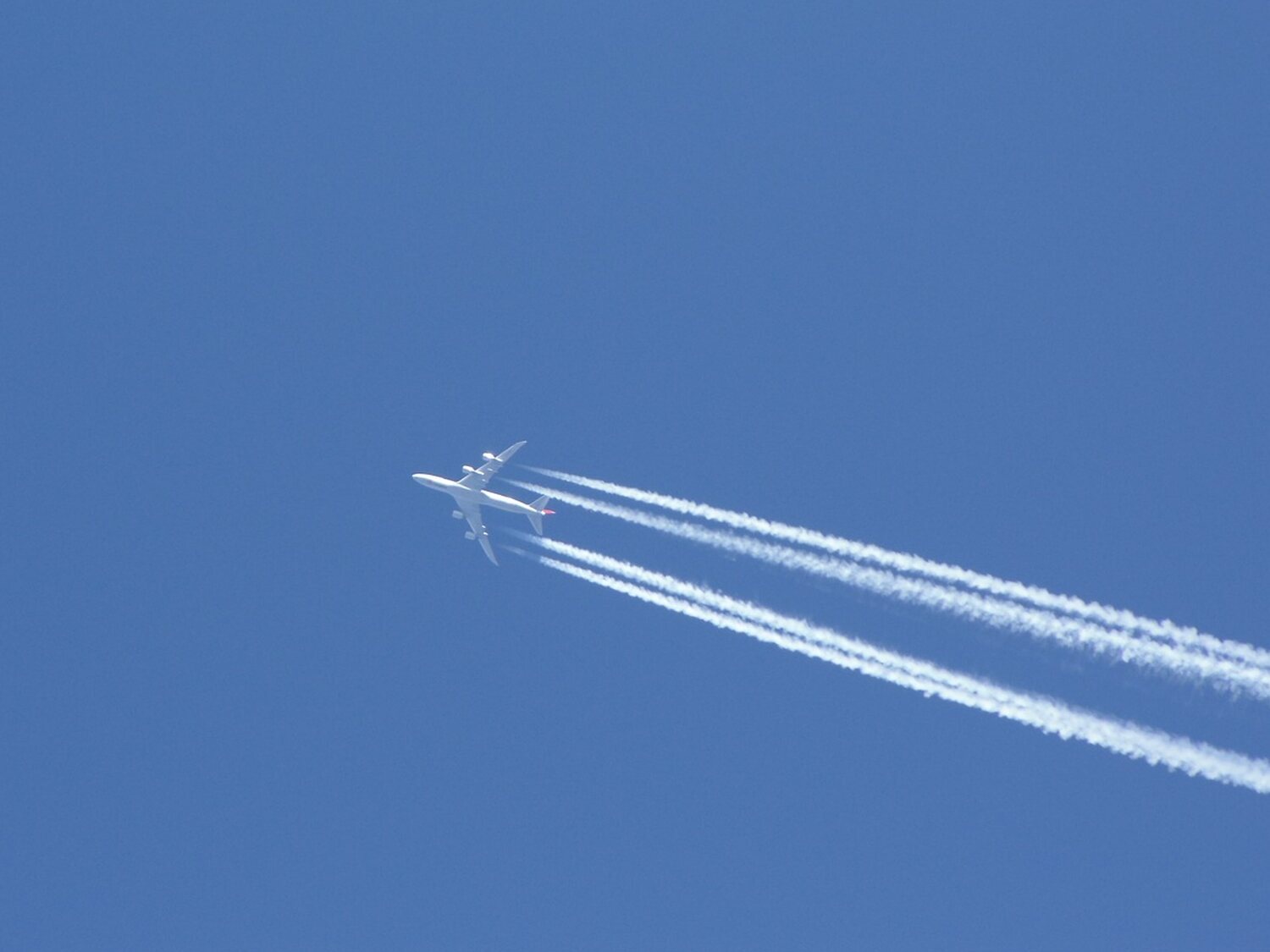 La Fiscalía recibe denuncias contra el Gobierno por la teoría de los 'chemtrails'