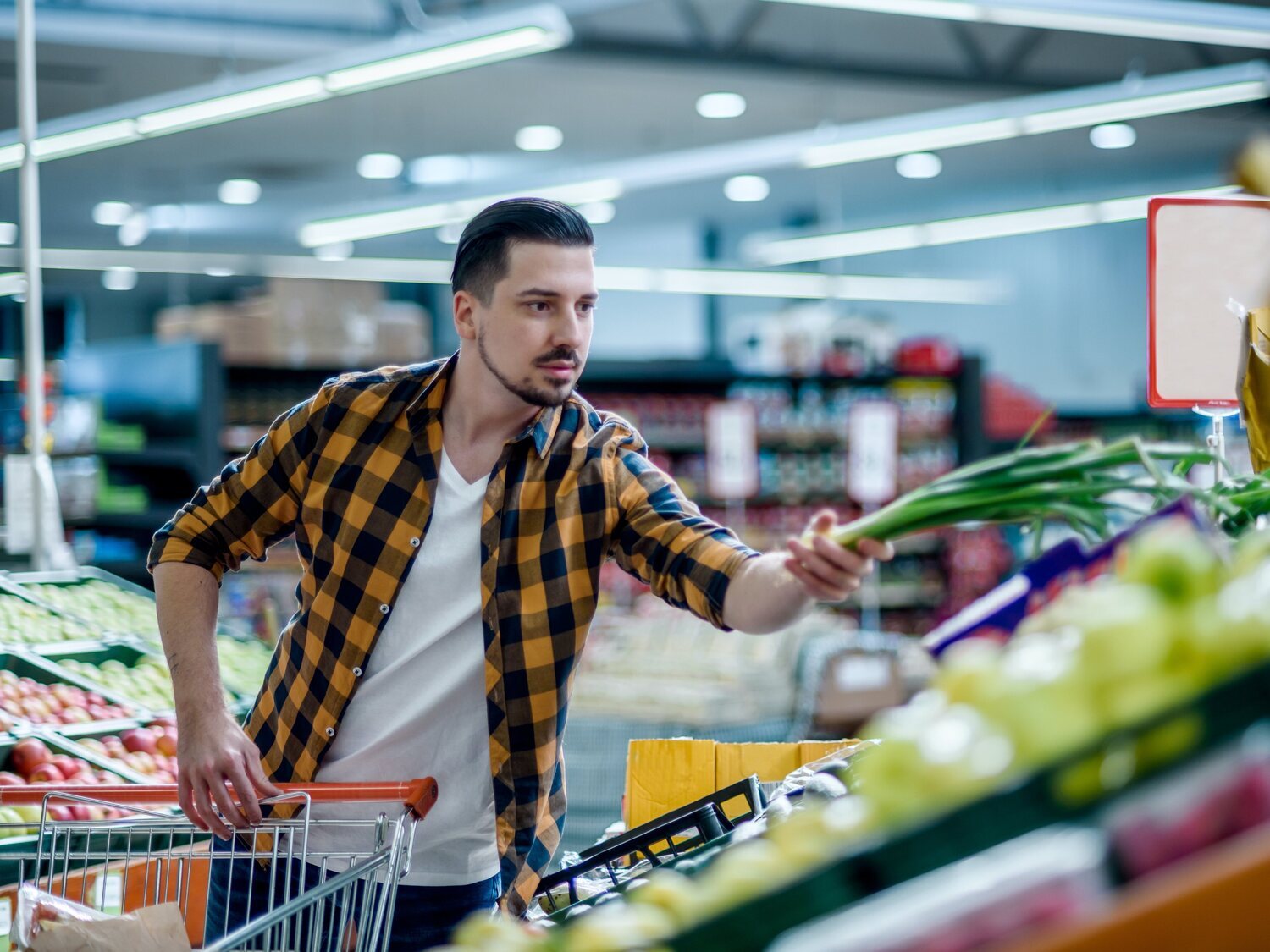 Alerta alimentaria: retiran estos populares productos del supermercado con fragmentos metálicos incrustados