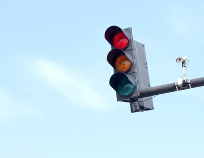 Los semáforos tendrán cuatro colores: ¿qué significa la nueva luz?