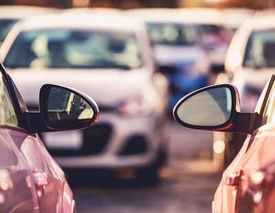 La multa de 3.000 euros que te pueden imponer por este simple hábito que realizas en el coche