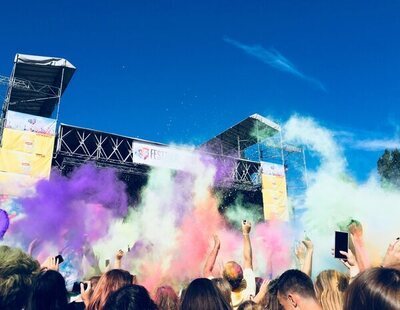 Derechos que tienes al entrar en un festival: cancelación, gastos de gestión...