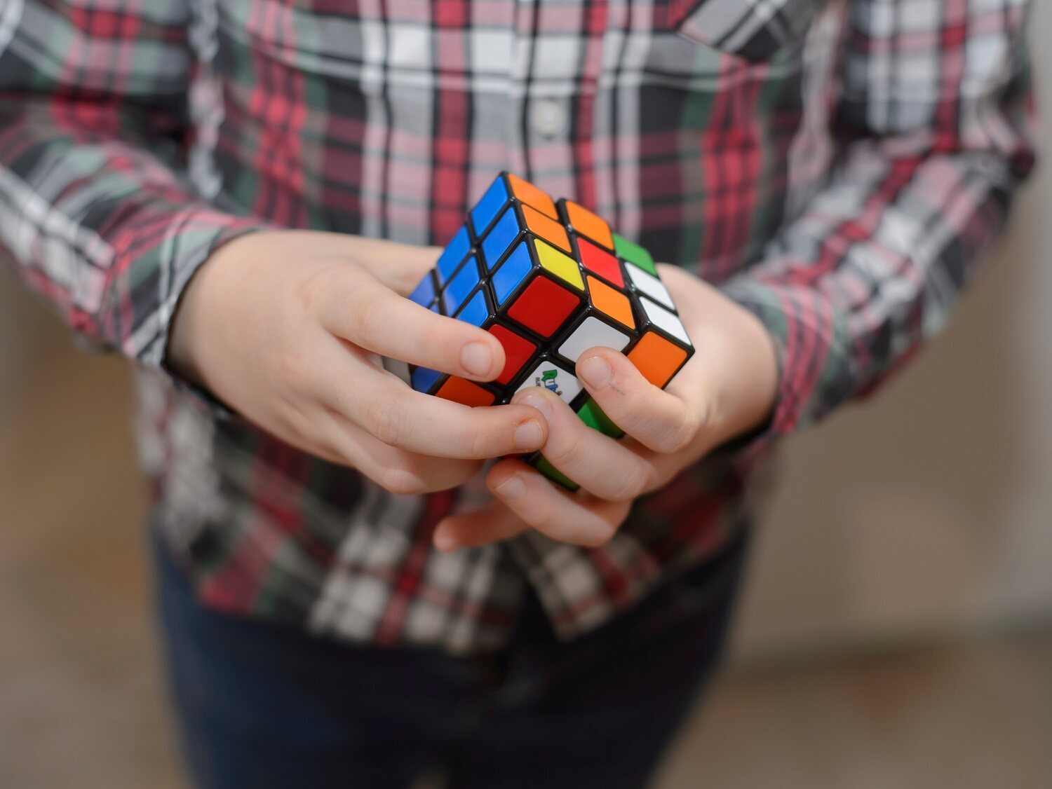 Nuevo récord mundial del cubo de Rubik: 3,134 segundos y grabado en vídeo