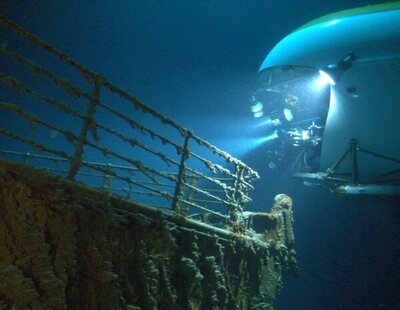 Desaparece un submarino con turistas que visitaban los restos del Titanic