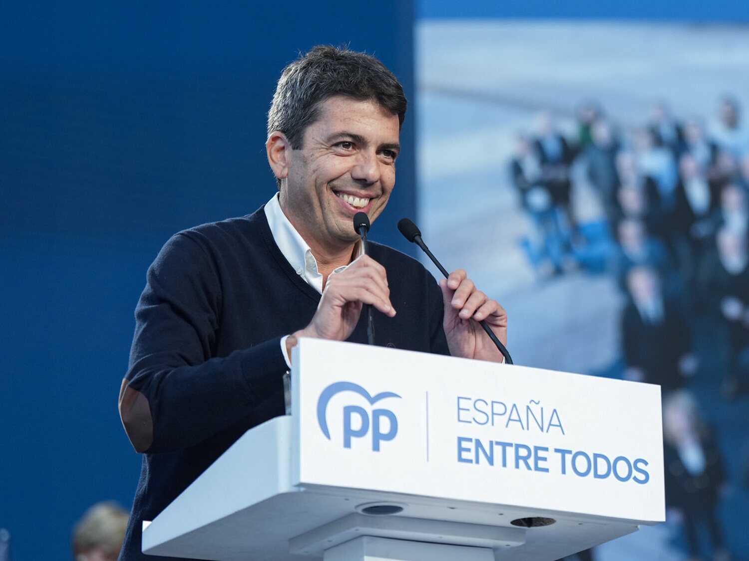 Carlos Mazón dice que VOX "no es un partido machista, xenófobo ni homófobo": las declaraciones que ignora