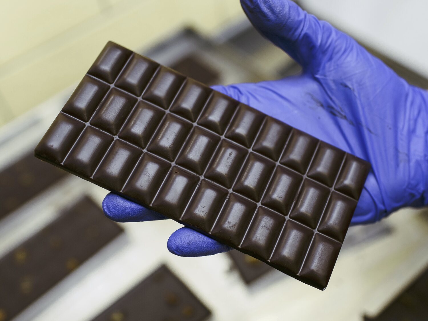 Alerta alimentaria por la venta de este chocolate de supermercado: piden evitar su consumo
