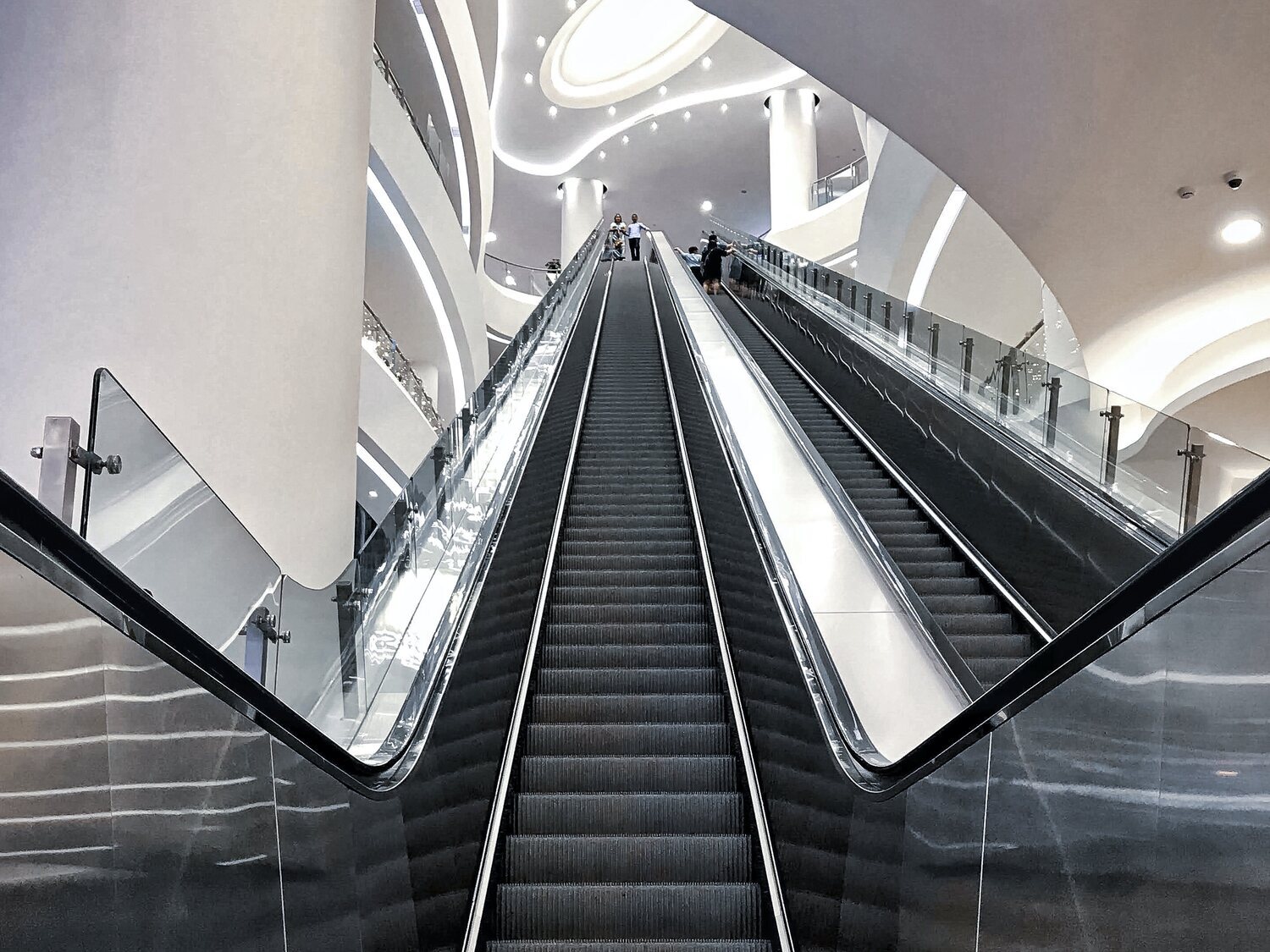 Cierra este histórico centro comercial de España con 120 tiendas el próximo 31 de agosto