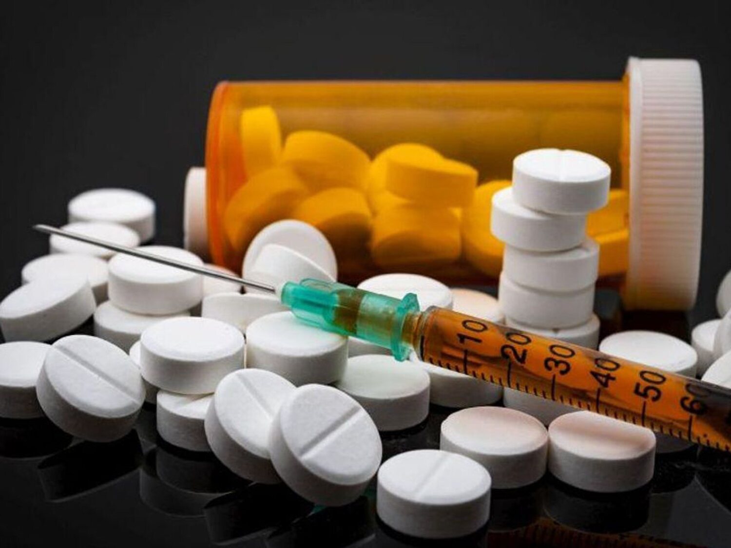 Estados Unidos acusa a China de introducir millones de dosis de fentanilo en el país