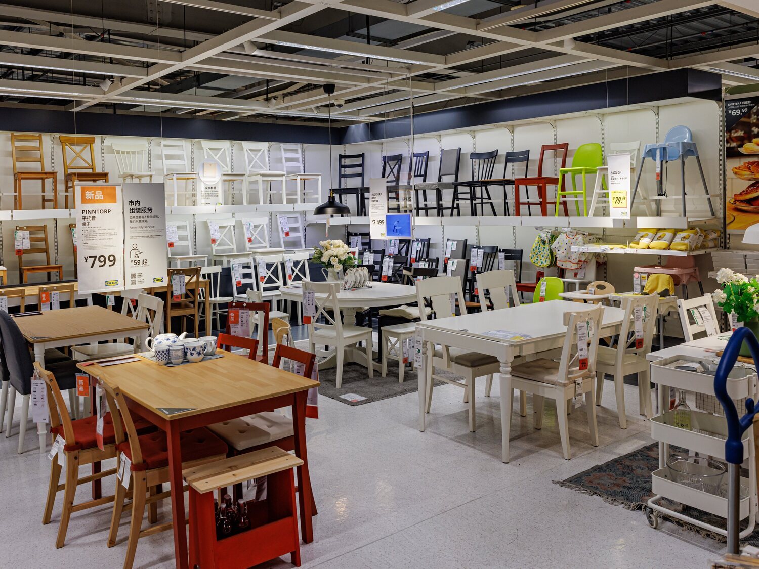 El principal competidor de Ikea en España baja la persiana: cierre masivo de tiendas y liquidación