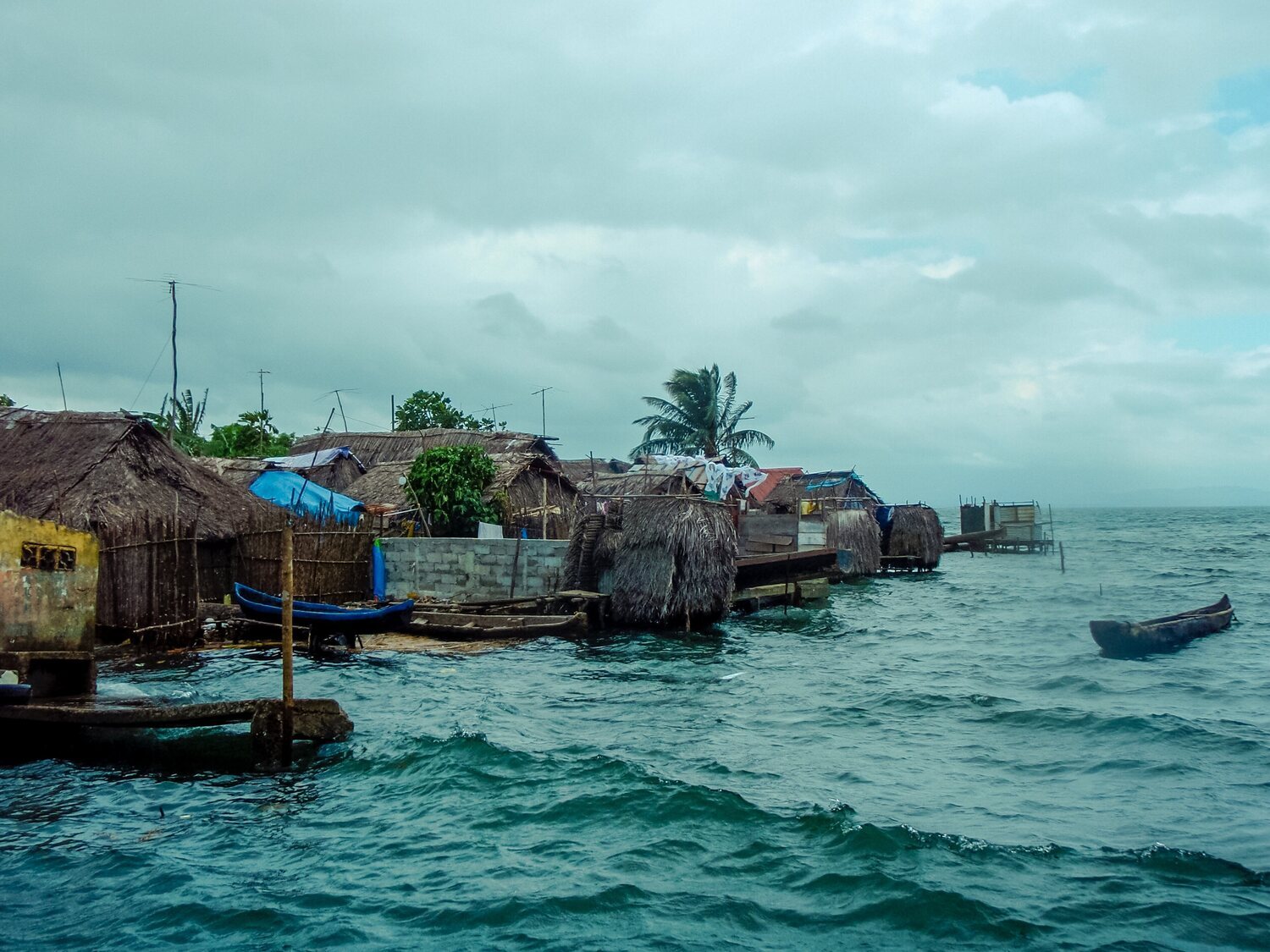 Una comunidad indígena se despide de su isla del Caribe antes de que quede bajo el mar