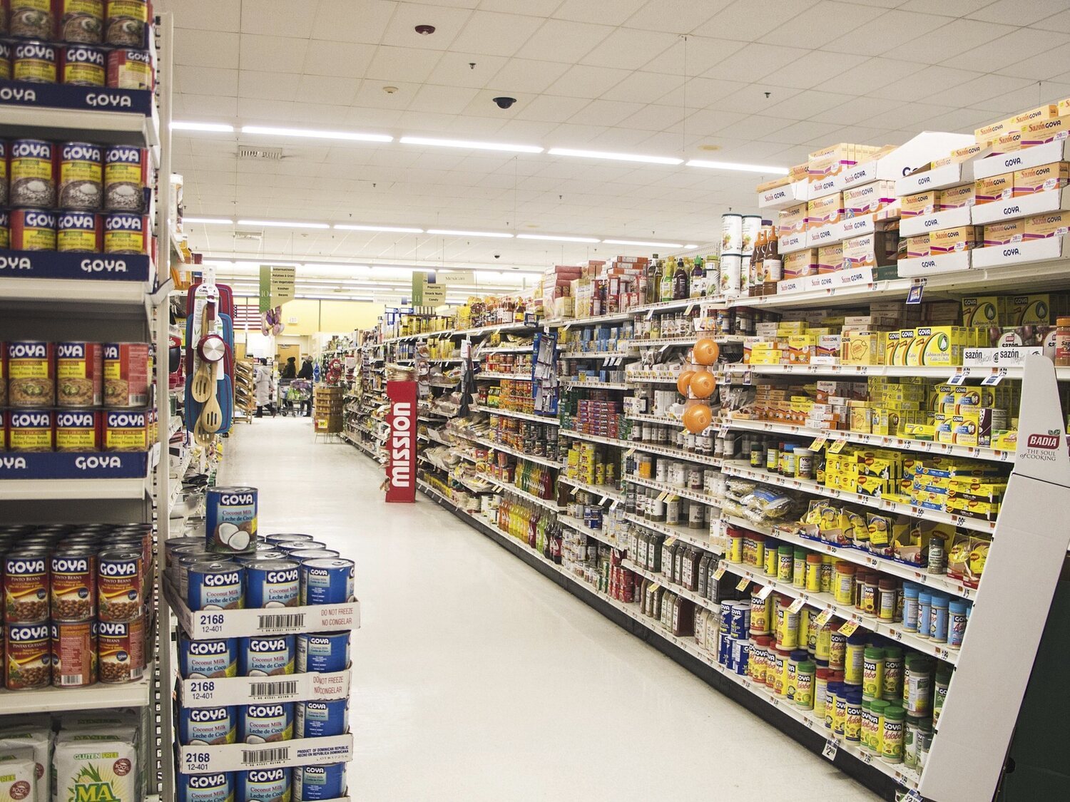 Alerta alimentaria: retiran estos tres productos de todos los supermercados y piden evitar su consumo