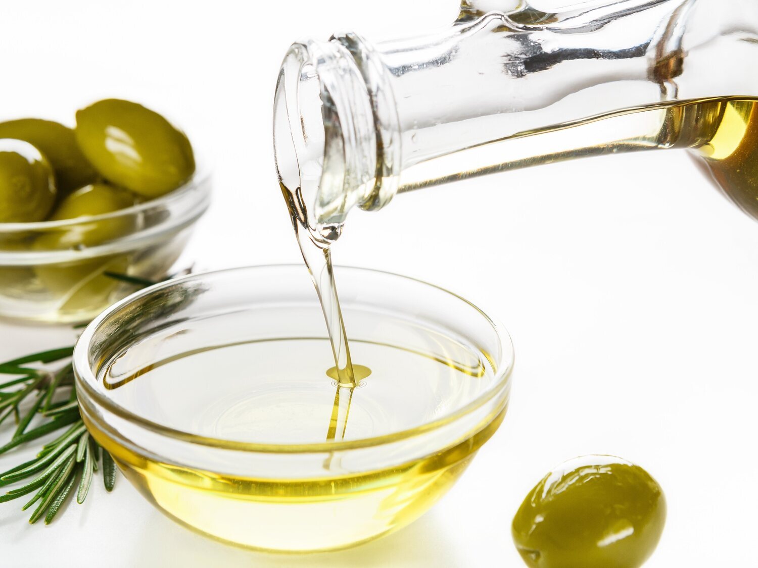La Audiencia Nacional juzga a cuatro personas por mezclar aceite de oliva con girasol