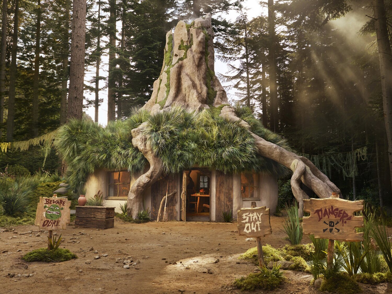 La ciénaga de Shrek está disponible en Airbnb: así puedes alojarte gratis en ella