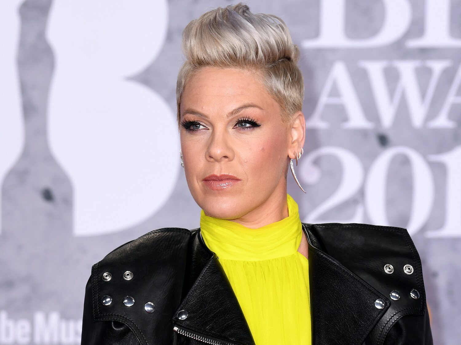 La cantante Pink confiesa que estuvo a punto de morir por sobredosis: "Descarrilé"