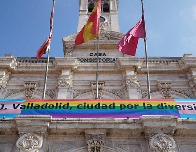 El TSJ de Castilla y León avala que el Ayuntamiento de Valladolid colocara la bandera LGTB