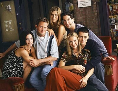 Los actores de 'Friends' se pronuncian sobre la muerte de Matthew Perry: "Éramos una familia"