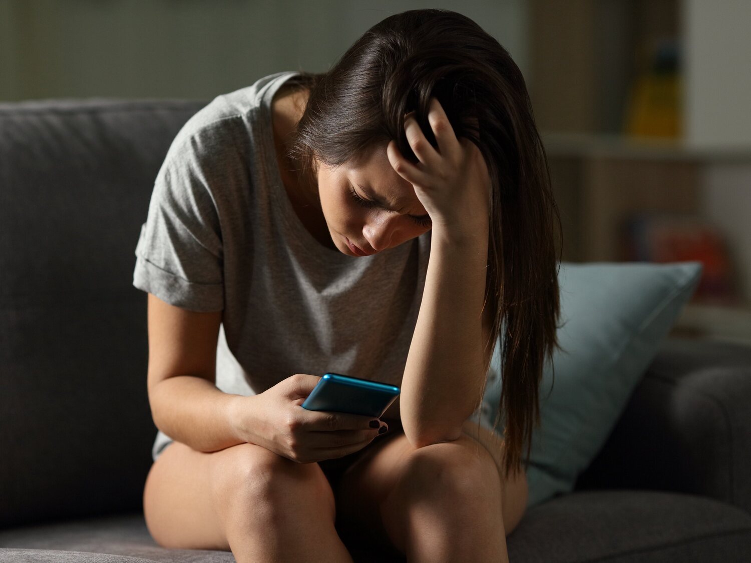 FOMO o miedo a perderse algo: la ansiedad cada vez más común vinculada a las redes sociales