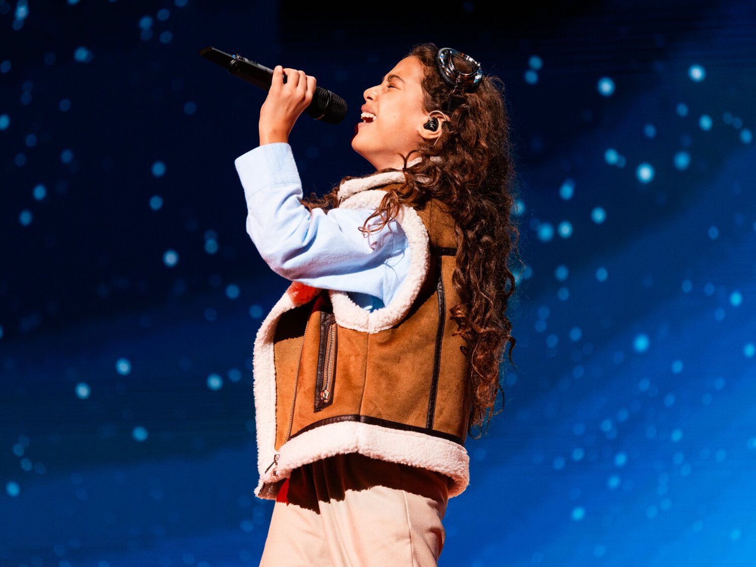 Sandra Valero es una superheroína aventurera en su primer ensayo en Eurovisión Junior 2023