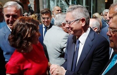 El PP de Madrid y su relación con el colectivo LGTBI: de Gallardón a Ayuso