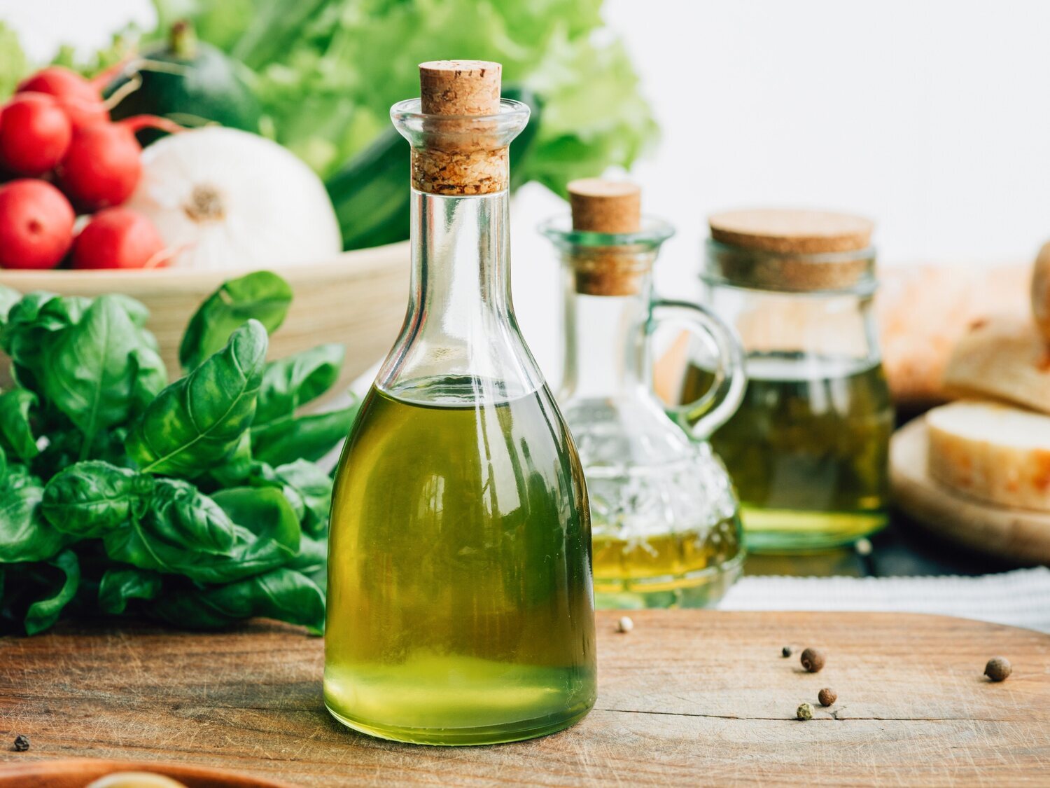 Alerta alimentaria: retiran de la venta estos aceites de oliva del supermercado por riesgo para la salud
