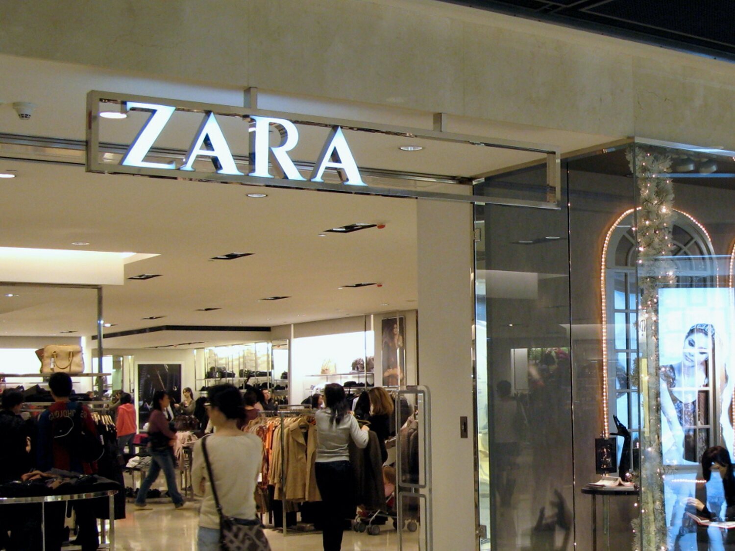 Zara comienza a vender ropa de segunda mano en España: fecha de lanzamiento