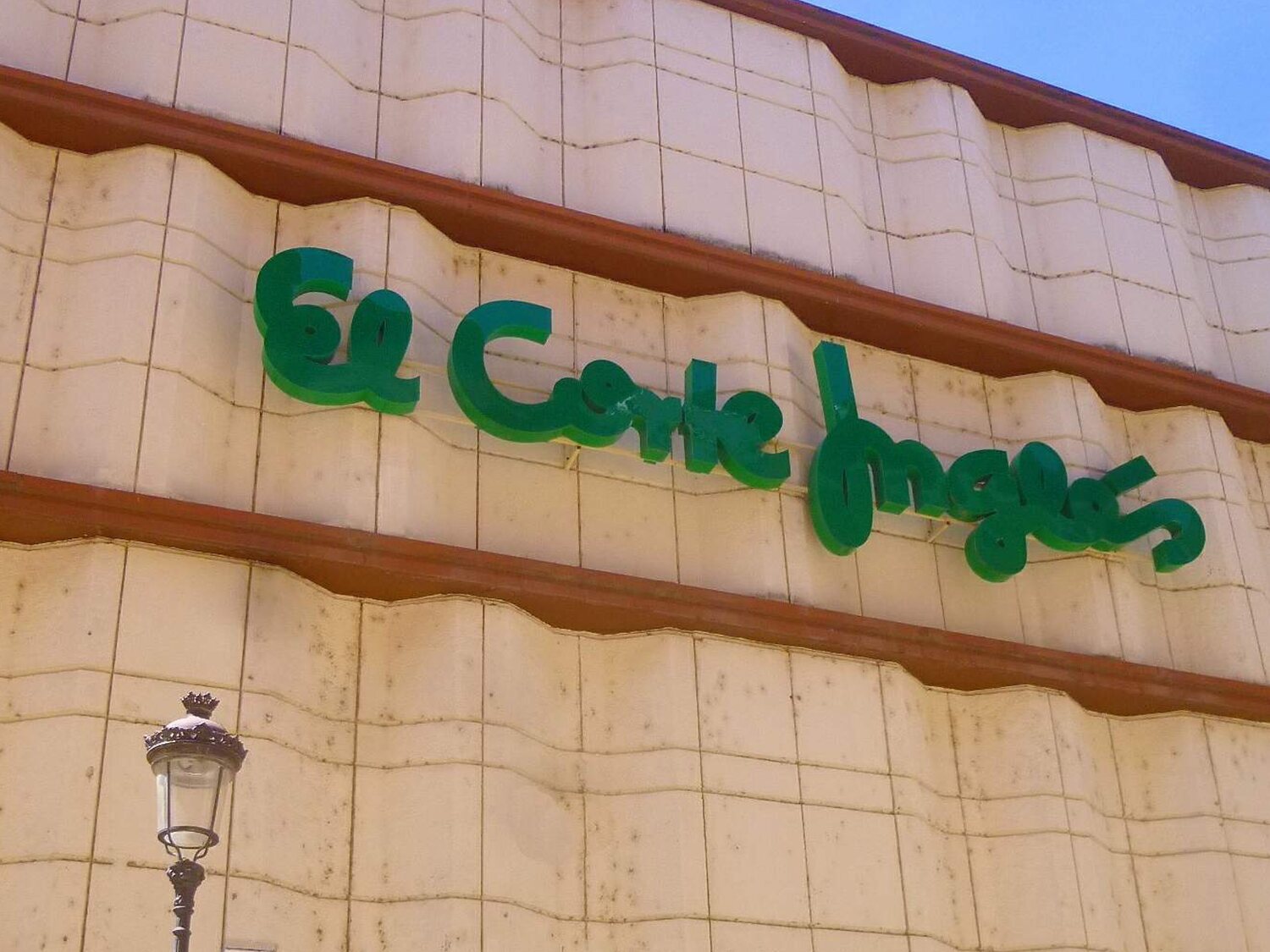 El Corte Inglés planea la reapertura de un histórico centro tras dos años de cierre