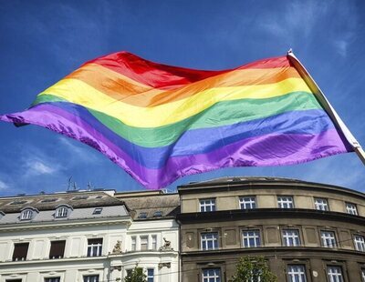 La oposición critica la fecha escogida para aprobar la modificación de las leyes trans y LGTBI de Madrid