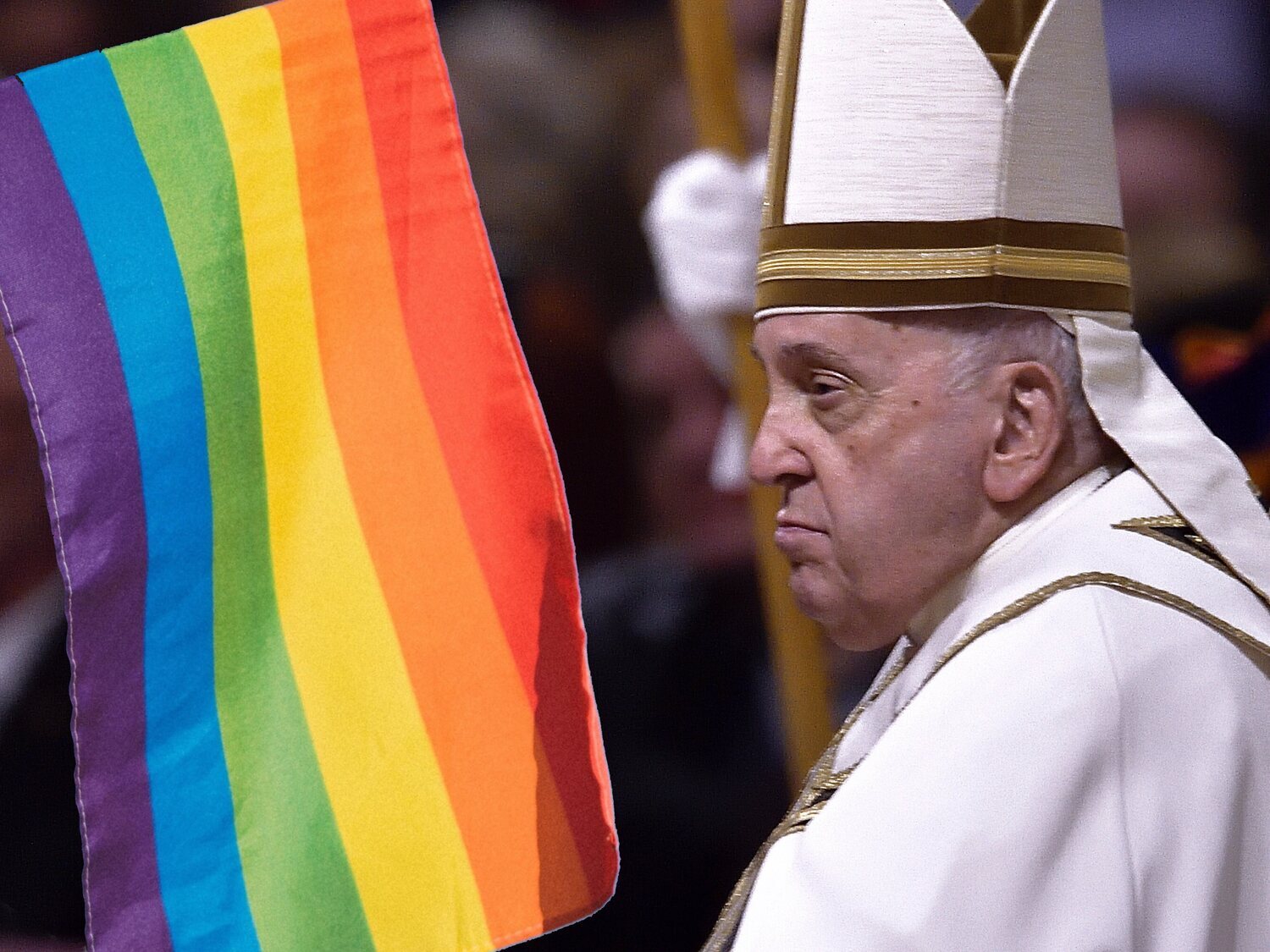 El Vaticano matiza que no da el "visto bueno" a las parejas homosexuales: "No es moralmente aceptable"