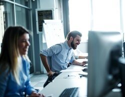 España roza máximo histórico de trabajadores 2023: la tasa de paro cae hasta el 11,7%