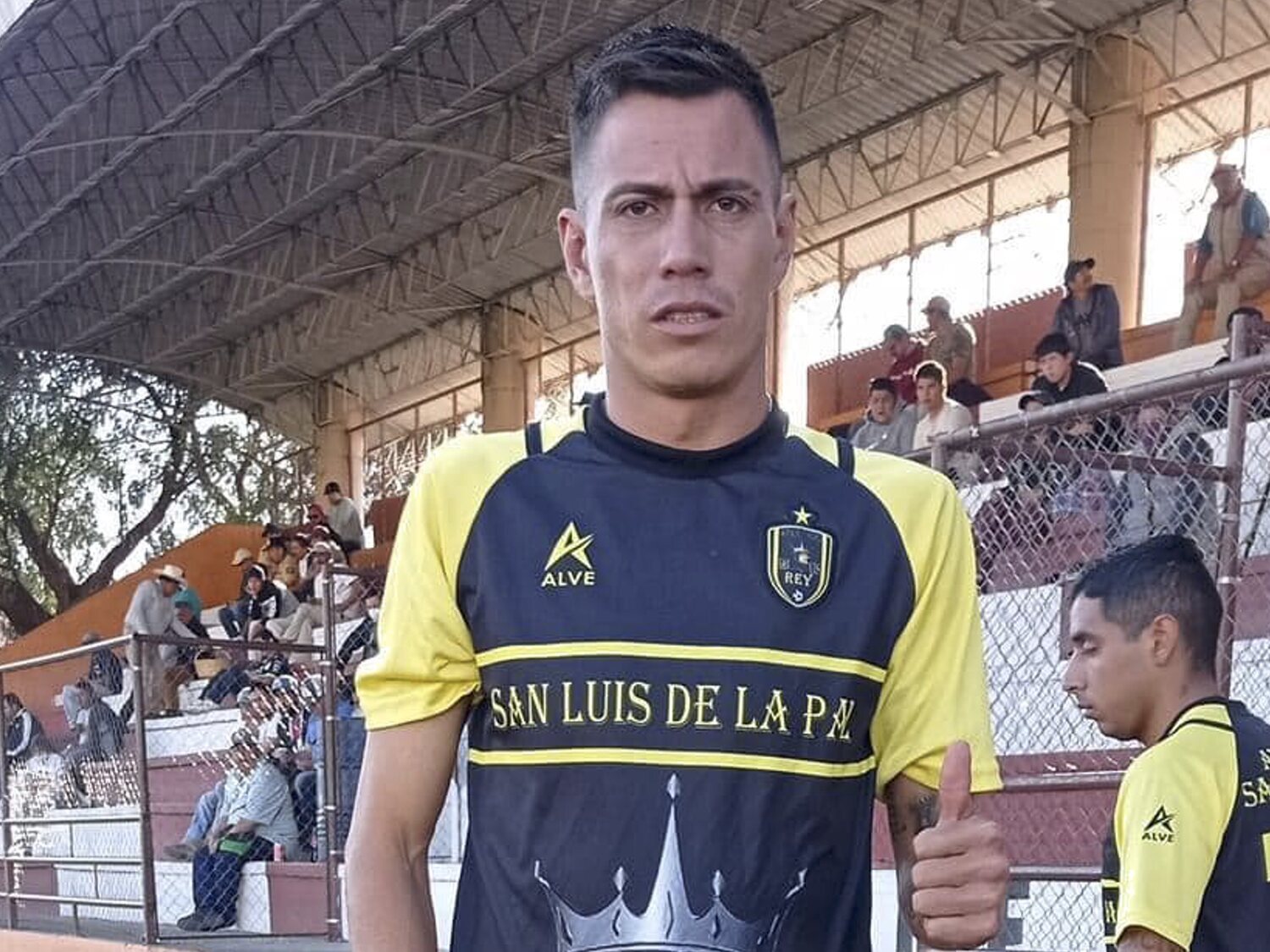 Muere asesinado en pleno partido el futbolista Sergio Jáuregui